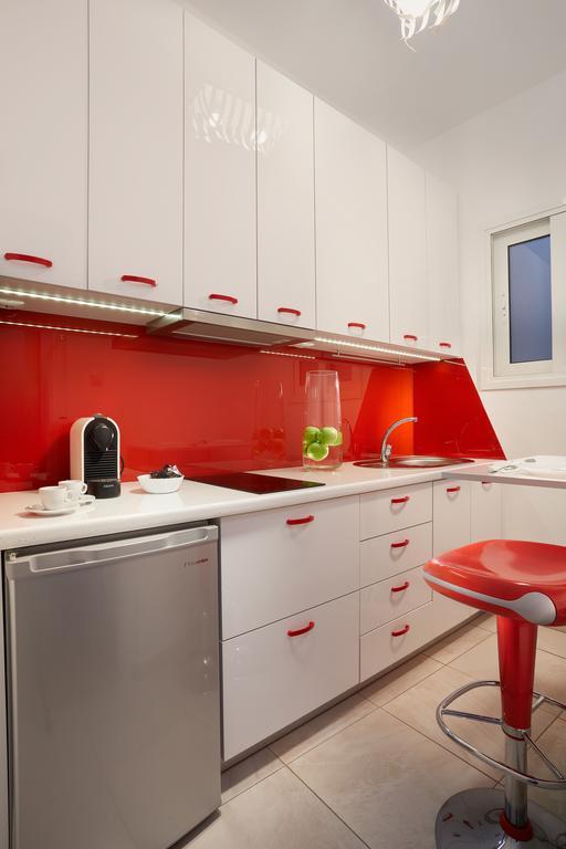 Modern And Cozy Apartment In The Centre Of Атина Екстериор снимка